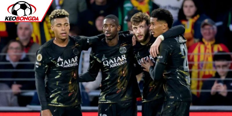 Lens có sân nhà, PSG nhỉnh hơn